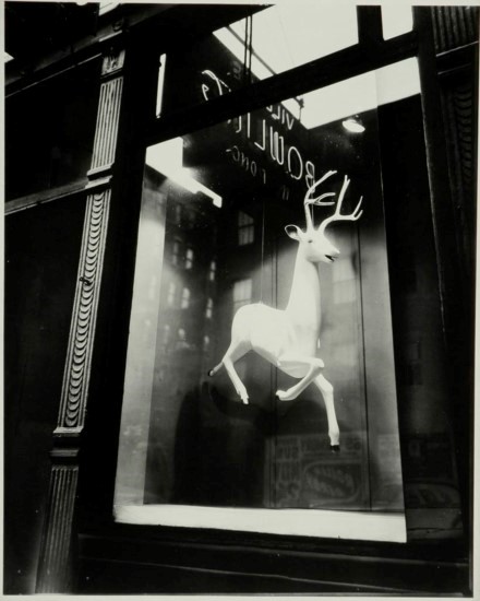 Berenice Abbott, Designer’s Window, Bleecker Street, New York, 1947