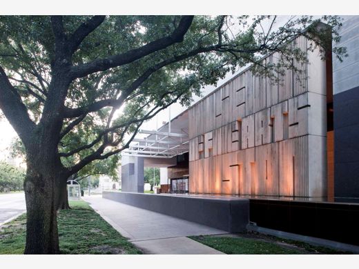 Audrey Jones Beck Building