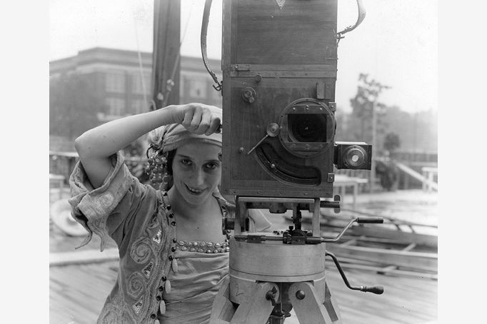 BLOG POST Dumb Girl of Portici - Lois Weber and camera