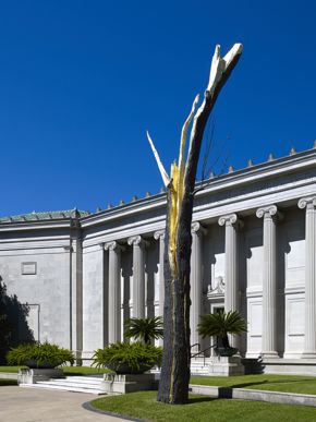 Giuseppe Penone, Thunderstruck Tree (Albero folgorato), 2012, bronze with gold leaf