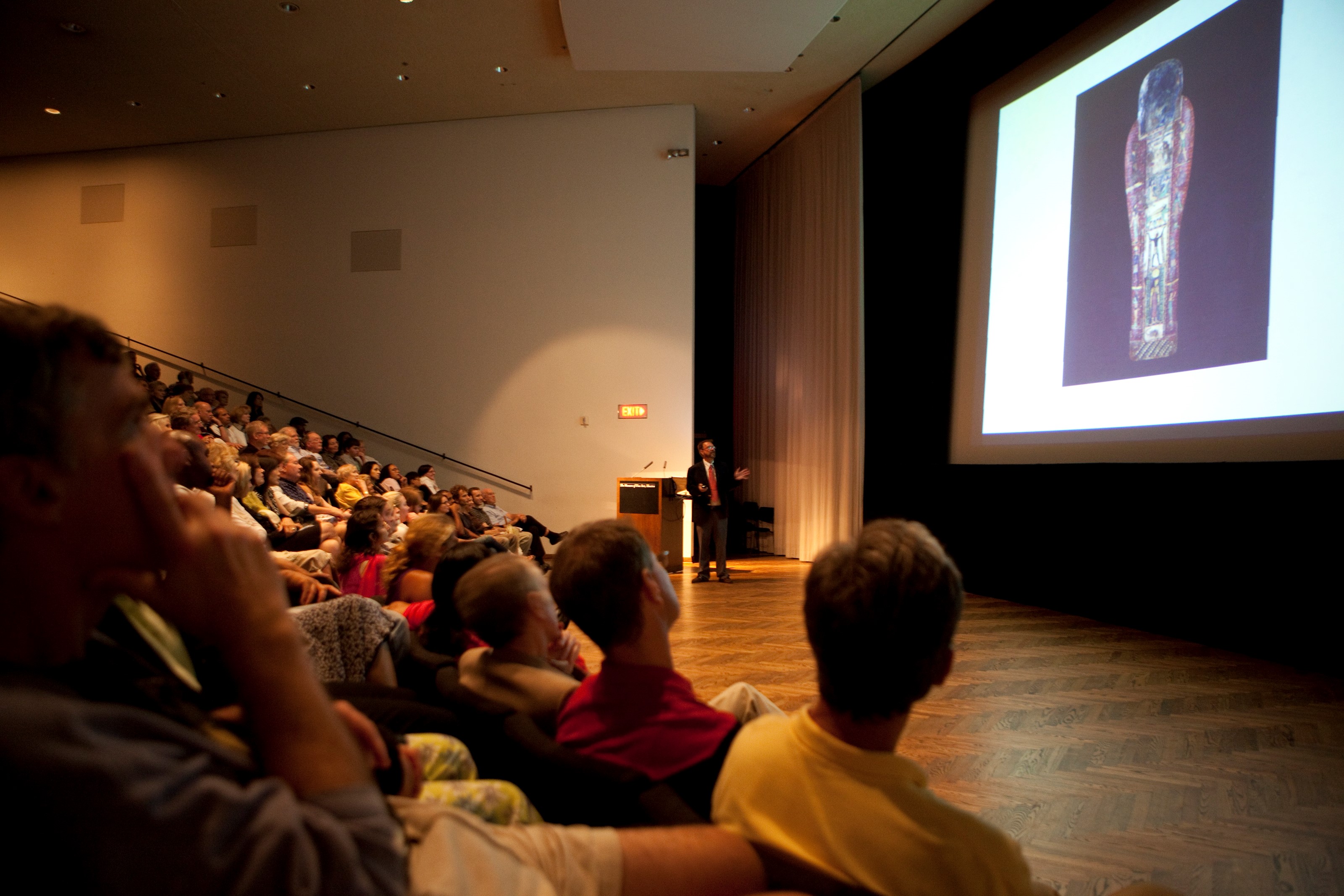 https://static.mfah.com/images/temp-conservation-symposia.7539471727652073330.jpg