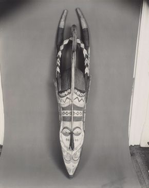 Walker Evans - Banda Headdress